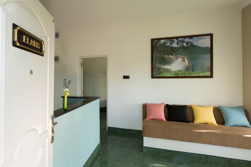 קנדי Shalom Residence מראה חיצוני תמונה